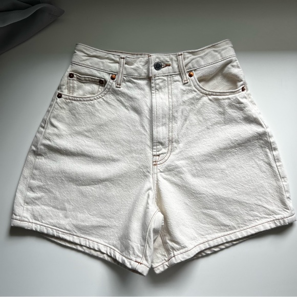 Everlane The A-Line Denim Short Organic Cotton (Ecru) - Picture 3 of 11